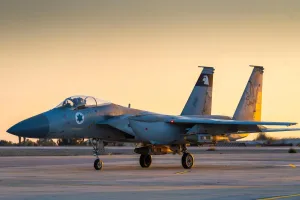 Mas’uul Israa’iili ah: Dhowr maalmood gudahood ma jiri doono dhismo ku xiran Askarta Kacaanka Islaamka ee Iiraan