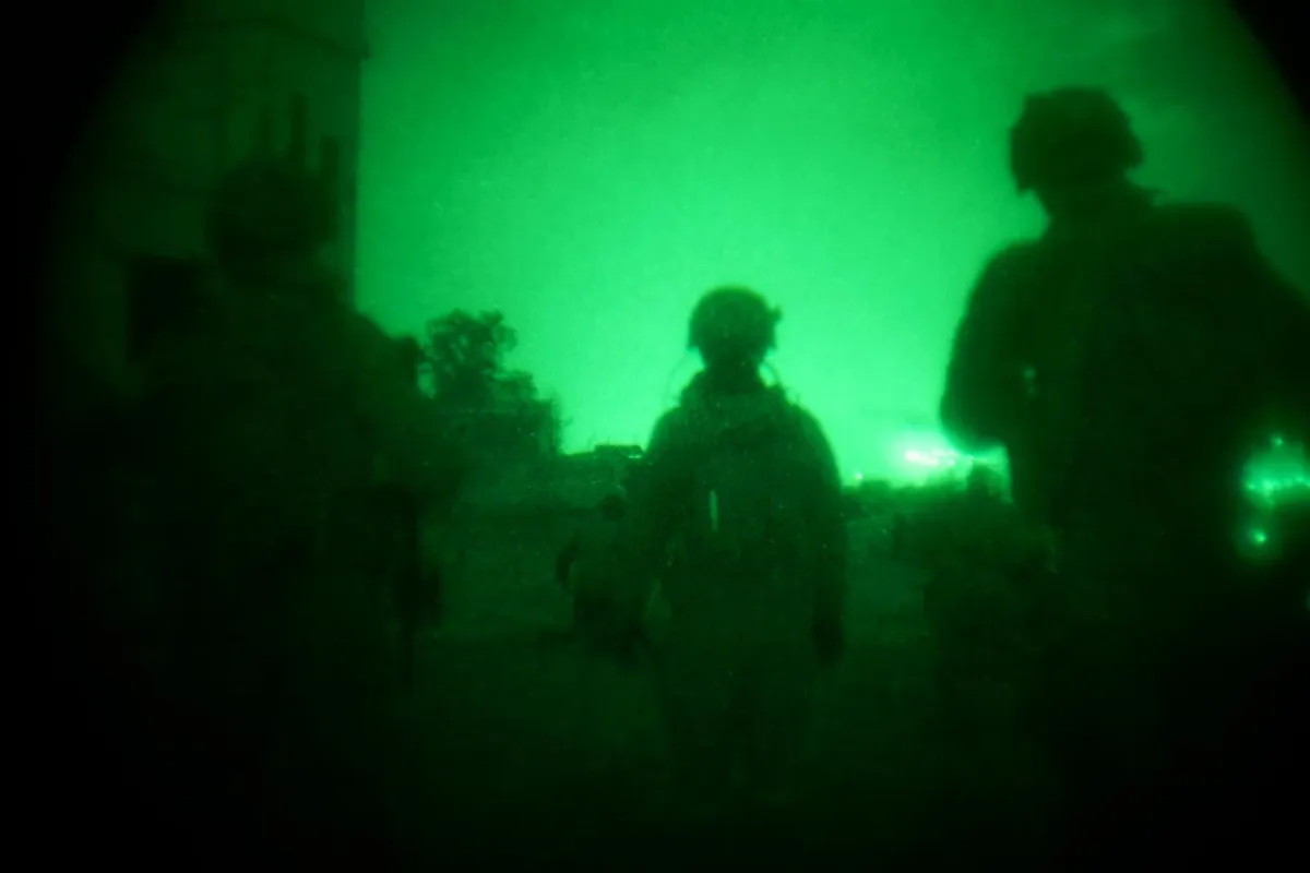 Wasiirka Difaaca Israa’iil oo Sharaxay Hawlgalka Dhulka ee Koonfurta Lubnaan