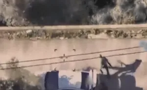 Terrorists unload weapons from a vehicle – and are eliminated from the air by forces of Division 91.