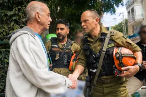 The Home Front Command Commander visited one of the impact sites in central Israel.