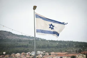 Israel Population Tops 10.2 Million Ahead Of Independence Day