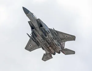 Israel Strikes 200 Hezbollah Targets, Presses Offensive in Bint Jbeil