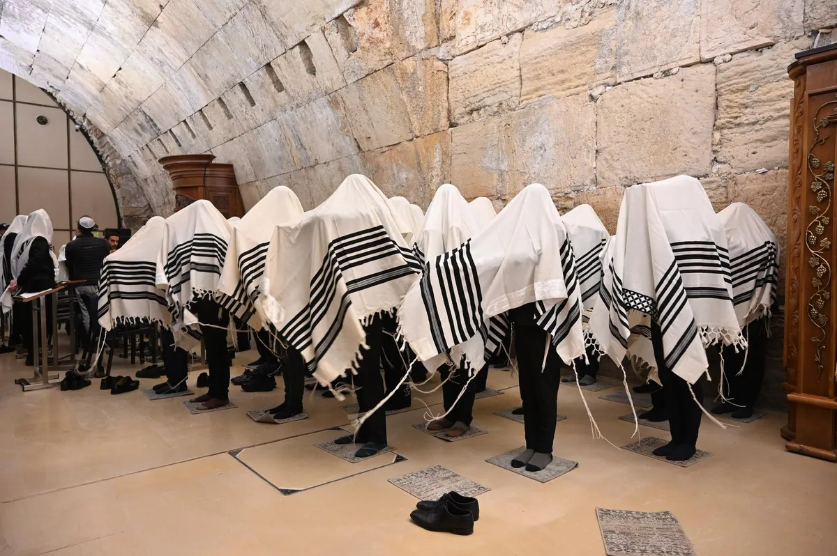 التقليد مستمر: “بركة الكهنة” في القدس تُقام وسط قيود