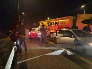 A car theft ring was arrested following a pursuit in the south. On April 24th, a report was received about a vehicle theft from Ashdod, and an investigation was subsequently opened.