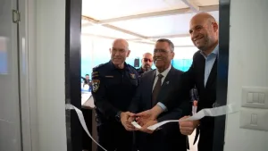 A new police station was inaugurated today in the neighborhood of Kedmat Zion in East Jerusalem, in the presence of District Commander Superintendent Avshalom Peled,