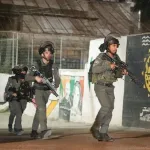 Border Police fighters from the Jerusalem Envelope area arrested a suspect in the throwing of explosive devices at the Rachel’s Tomb complex about a week ago. The suspect, a resident of the Bethlehem area, was brought for Shin Bet investigation.
