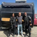 During an operational activity by Hebron station patrol officers and IDF soldiers, a "food truck" that was stolen from the village of Oria was located in the Palestinian village of Idna. The suspect in the theft was arrested and the truck was returned to its owner.