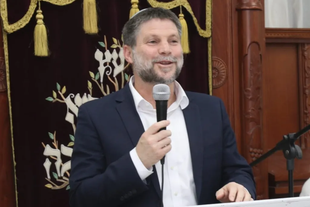 سموتريتش: المحكمة الجنائية الدولية سعت لإصدار مذكرة اعتقال سرية ضدي، ويصف الخطوة بإعلان حرب