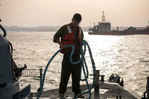This is what happened when the reservists of 916 were “thrown” into the deep end for training.