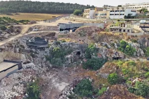 Ancient Time Capsule Cave Near Haifa Reveals Rare Pre-Neanderthal Culture