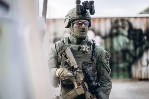 During the night, two Hamas operatives were arrested in Nablus, and an additional suspect was arrested for possessing weapons and equipment for preparing explosives. Border Police undercover officers operated during the night under the direction of the General Security Service.