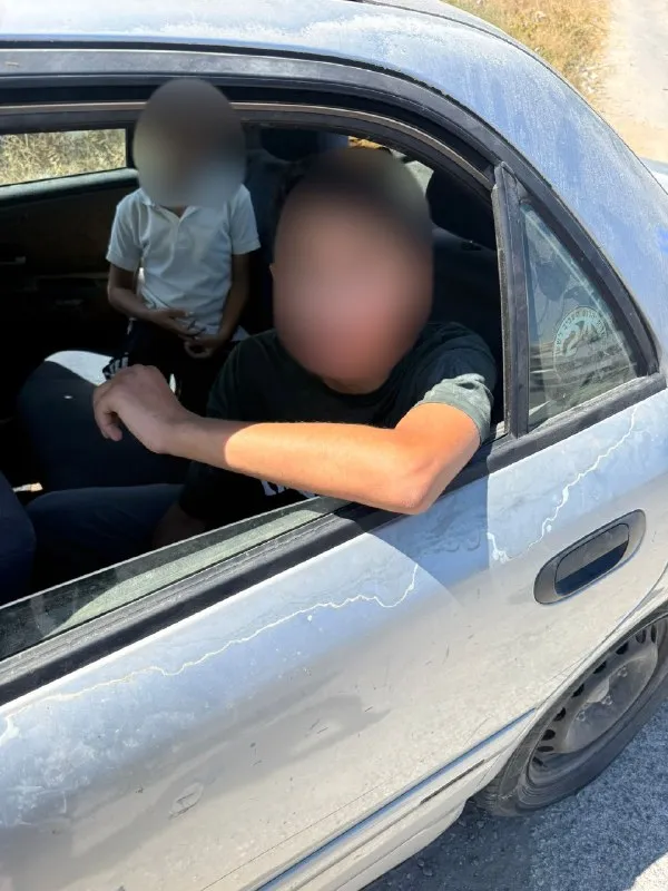 מבצע אכיפה מוגבר באזור יהודה – קטין (13) נתפס נוהג כשלידו אביו. במהלך סוף השבוע, שוטרי מחוז יהודה ושומרון ערכו מבצע אכיפה במהלכו חולקו 104 דוחות תנועה.