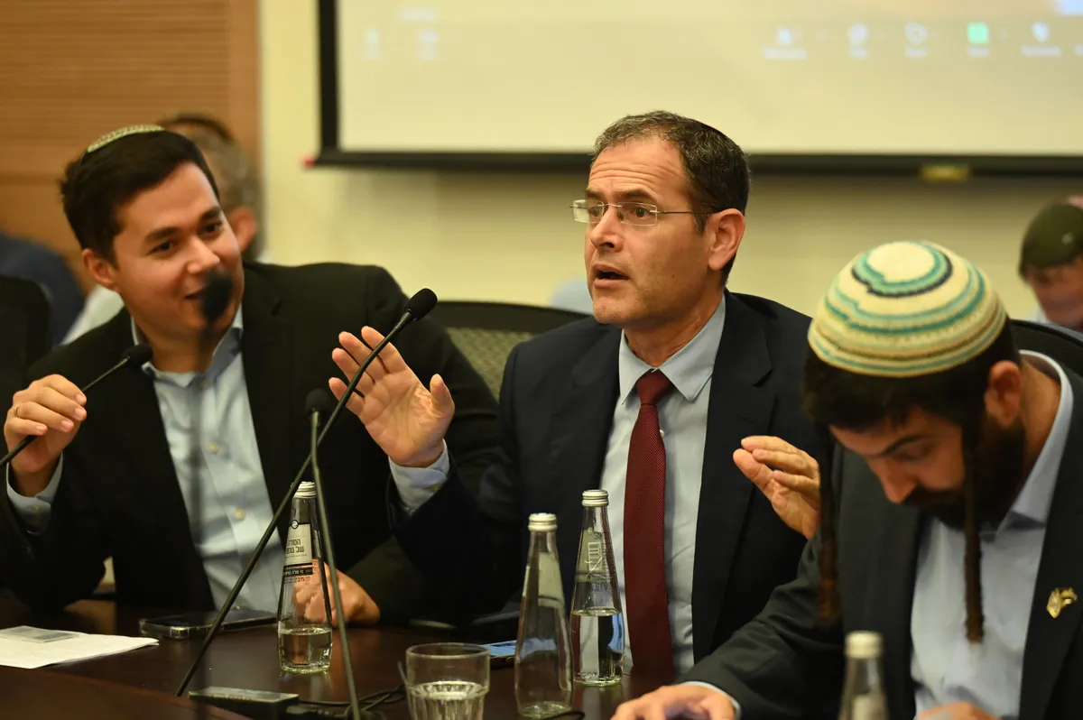 Israel aprueba ley que redefine autoridad sobre casos de mala conducta policial