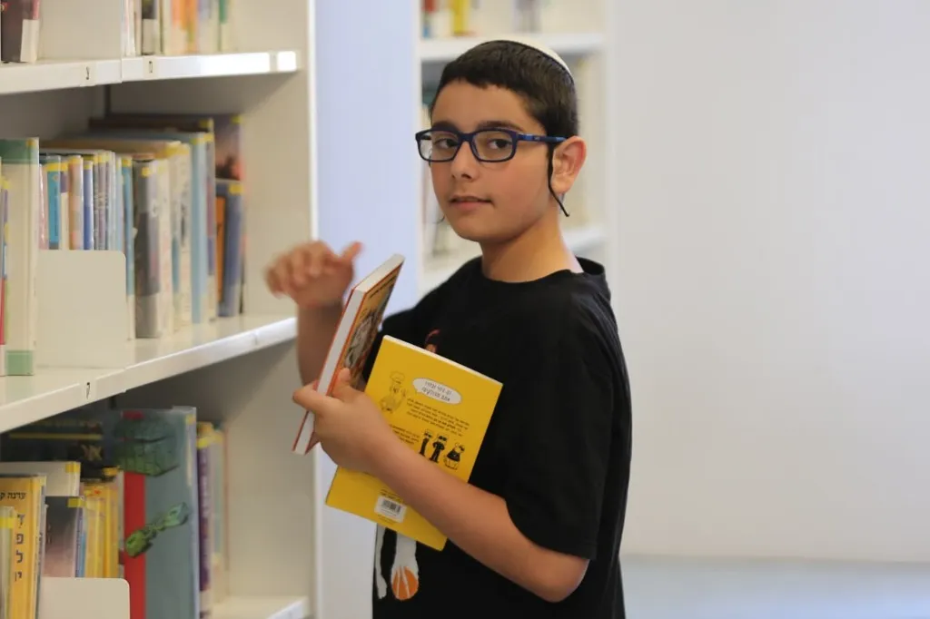 style de vie: Rencontrez la collégienne qui a lu 469 livres en un an