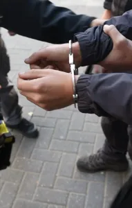 The Unit for Combating Crime in the Ayalon region arrested an additional suspect in a case of dozens of robbery and extortion incidents, following the exposure of a serious case by officers of the Unit for Combating Crime in the region.