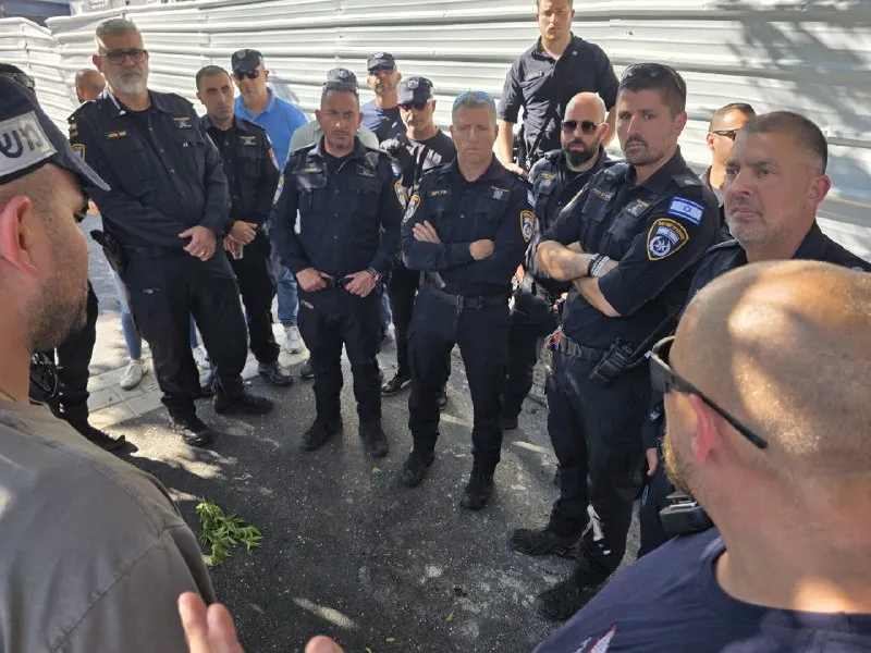 Explosion d&rsquo;un véhicule à Kiryat Haim – à l&rsquo;heure actuelle, le processus d&rsquo;identification de la victime n&rsquo;est pas terminé.