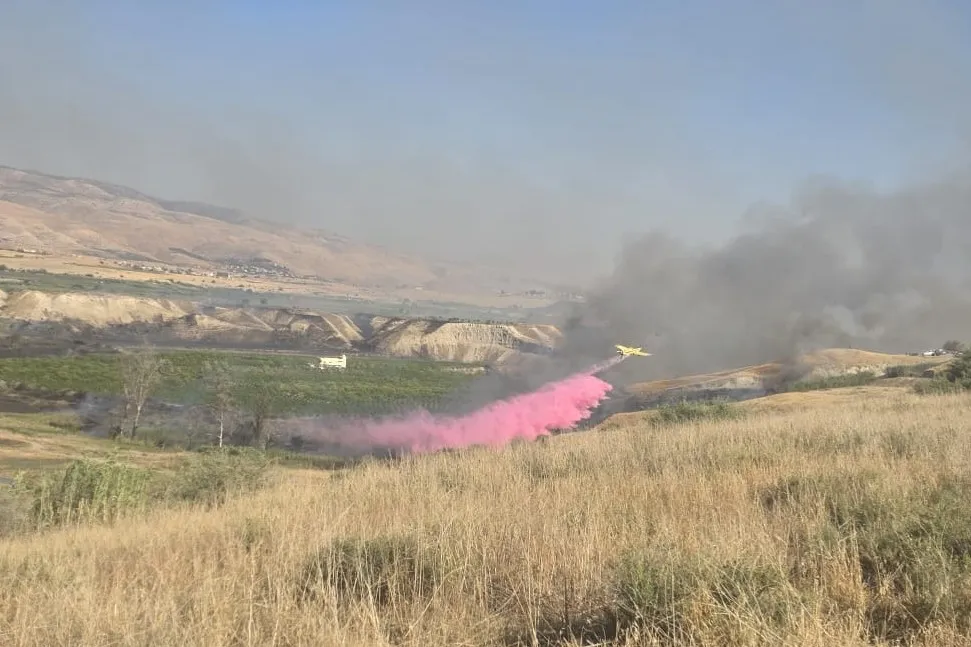 שריפות משתוללות בשומרון ובבקעת הירדן, חלקן קשורות להצתה