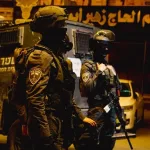 A wanted suspect was arrested, suspected of throwing stones at a settler’s vehicle, which caused her injury last week in the Samaria region. On Wednesday morning,