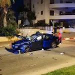 A police officer was moderately injured after a driver who refused a police check crashed into a patrol car in Netanya. The driver was arrested. Shortly before, as part of a targeted enforcement operation against traffic offenses.