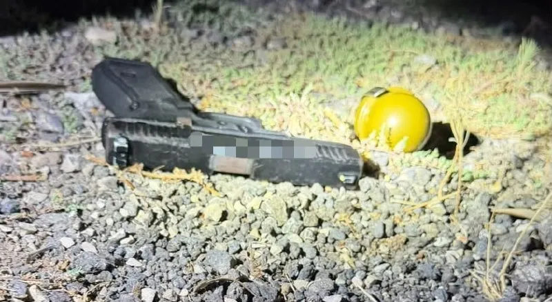 Israel Police: Matapos ang insidente ng pamamaril sa isang business complex, arestado ang isang suspek at nasamsam ang mga armas ng mga pulis sa Northern District. Noong Huwebes, natanggap ang ulat tungkol sa pamamaril sa mga negosyo s