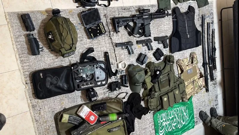 Israel Police: Nahuli ng Shin Bet at ng Sharon District Special Patrol Unit ang isang Israeli citizen na residente ng Kafr Qasim na nagplano umanong magsagawa ng isang pag-atake. Ito ay sa isang pinagsamang operasyon ng General Securit