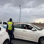 All roads leading to and from the city of Eilat are blocked to vehicular traffic. Shortly ago, following floods on the Arava Road (90), the Arava Junction was blocked to vehicular traffic.