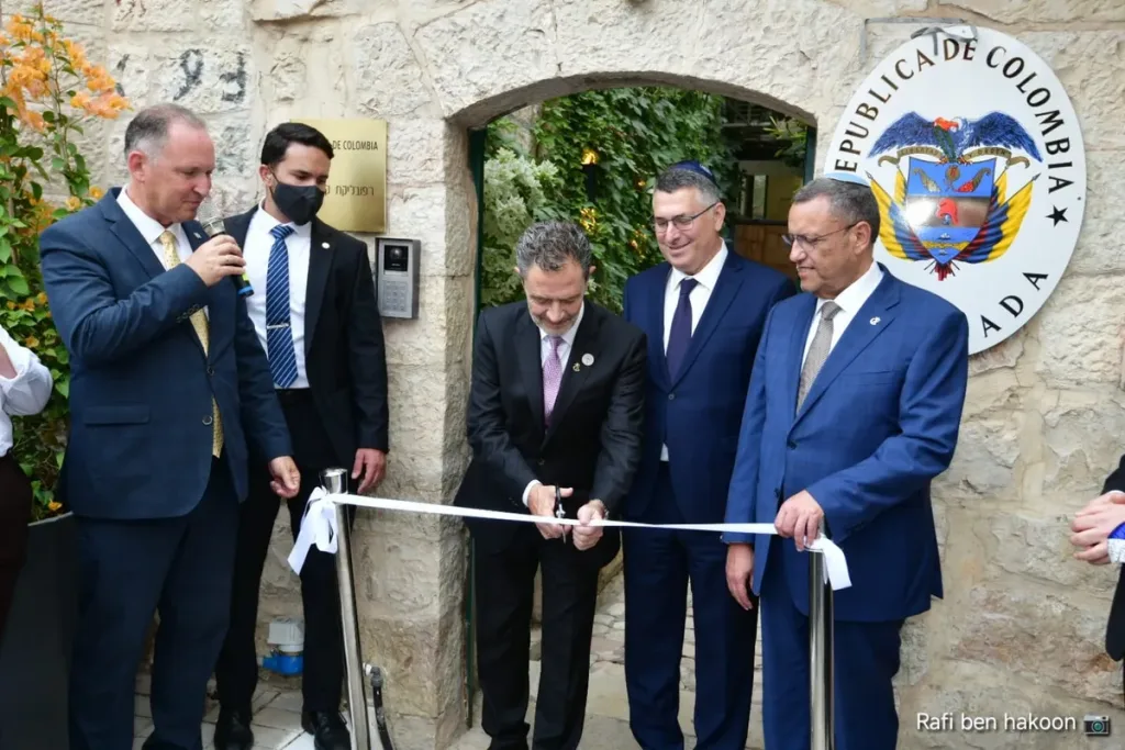 Colombia Becomes 10th Country to Open Embassy in Jerusalem