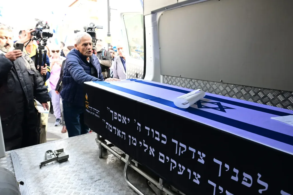 Families of Slain Hostages Challenge Netanyahu’s ‘We Brought Them All Back’ Campaign Slogan