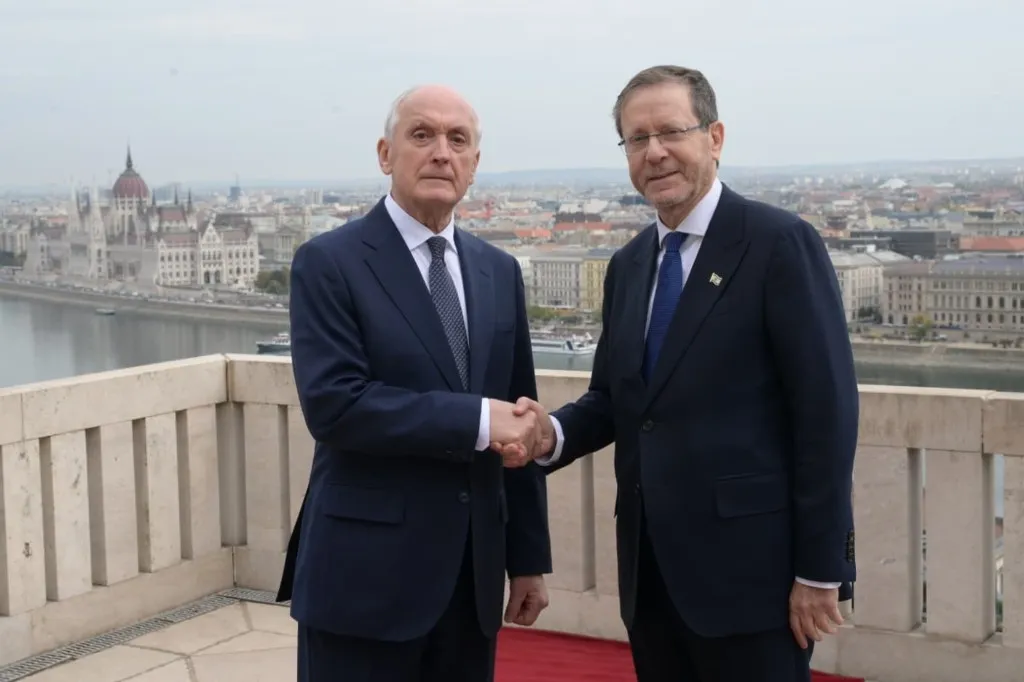 Herzog, Hungarian President Seek Deeper Economic and Technological Cooperation