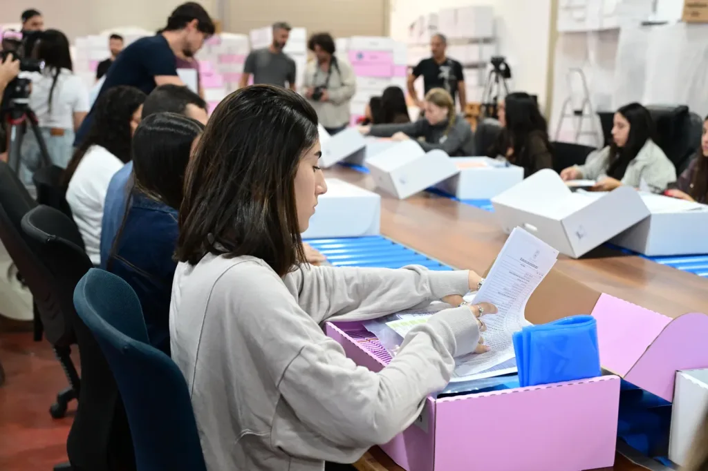 Israel Braces for Foreign Influence Operations Ahead of Oct. 27 Election
