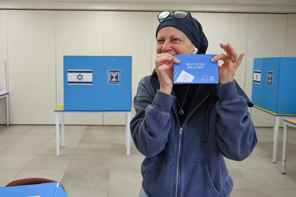 The Double-Envelope Vote Count Has Been Completed, these Are the Preliminary Results